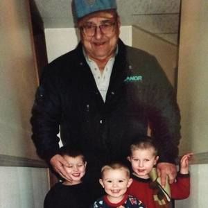 Meet your Posher, Ethan